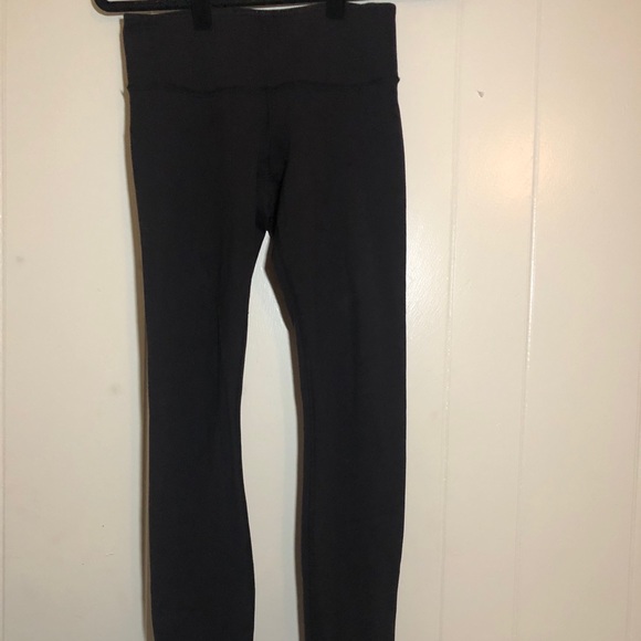 LuLu lemon Leggings (full length) - Picture 1 of 3